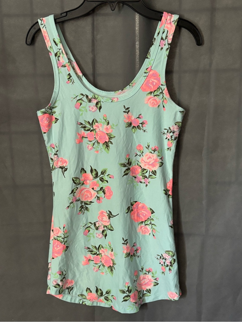 Mint Green Tank Top vibrant Pink Floral Pattern Junior’s S 3-5 Sleeveless Casual